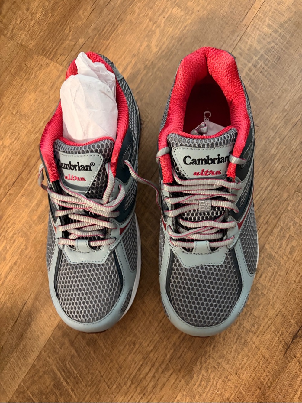 Brand New Women’s Cambrian Gray and Red Active Sneakers